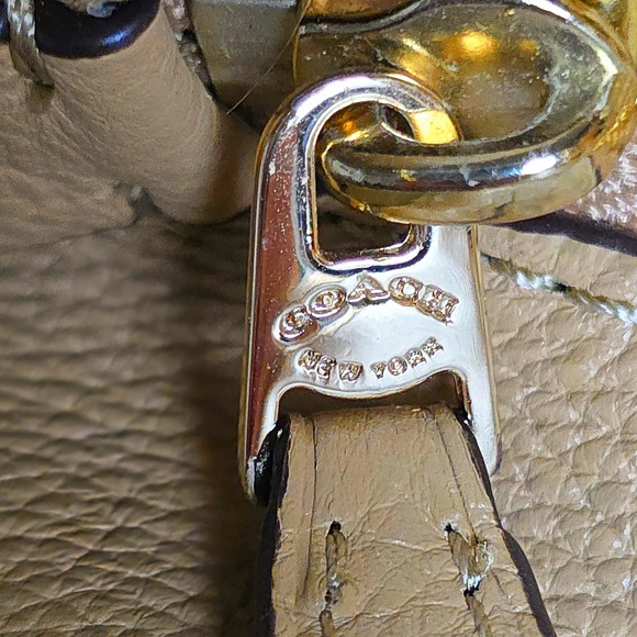 Authenticated COACH Phoebe Camel Color Pebbled Leather Large Shoulder Bag COA - Picture 15 of 17